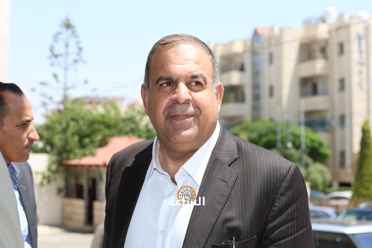 Madar Al-Saa Images 0.3543860593700041