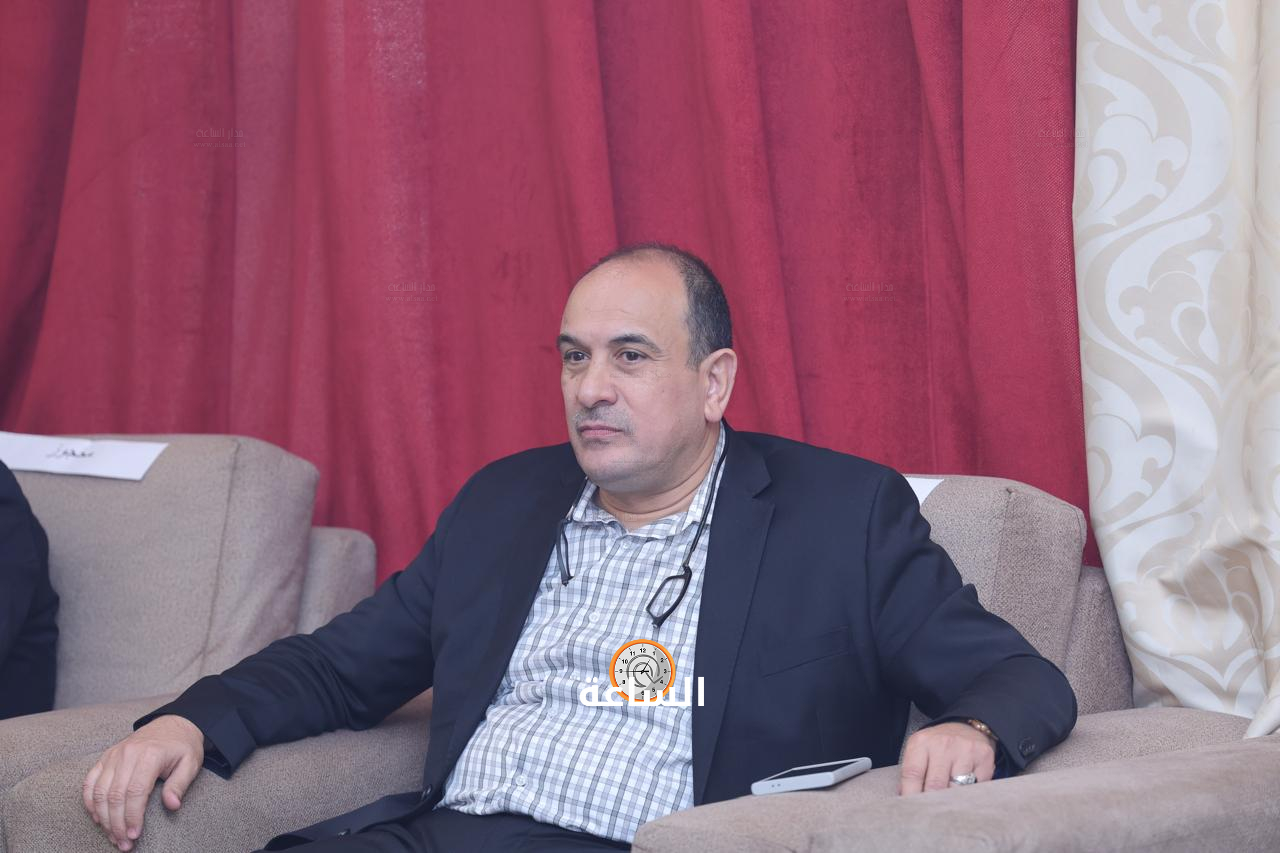 Madar Al-Saa Images 0.3492907127002567