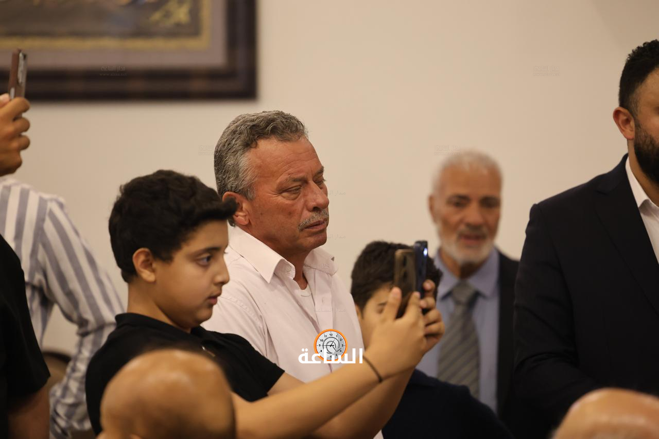 Madar Al-Saa Images 0.6424301987675437