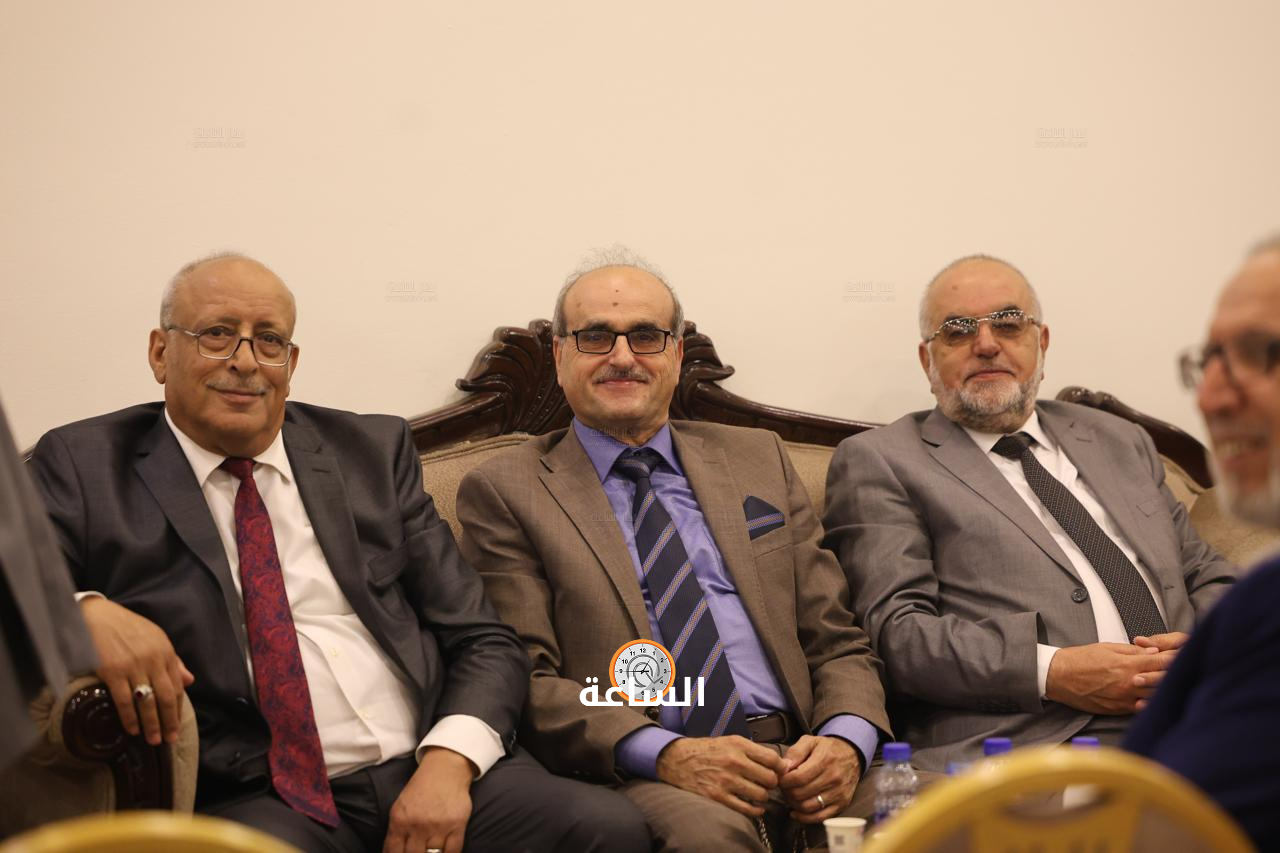 Madar Al-Saa Images 0.990458639626987