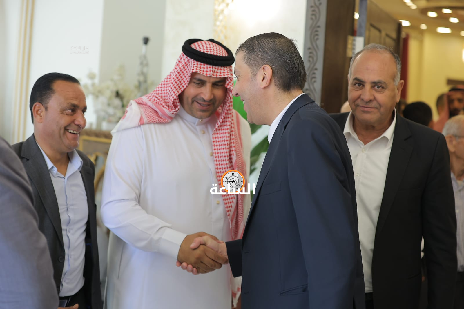 Madar Al-Saa Images 0.528205639771716