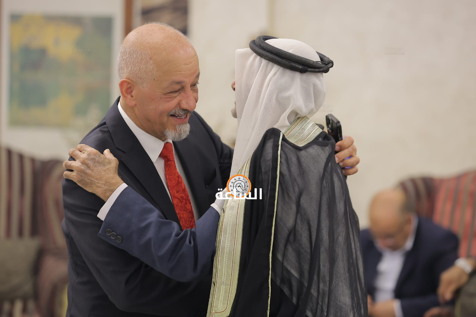 Madar Al-Saa Images 0.6402080265374349