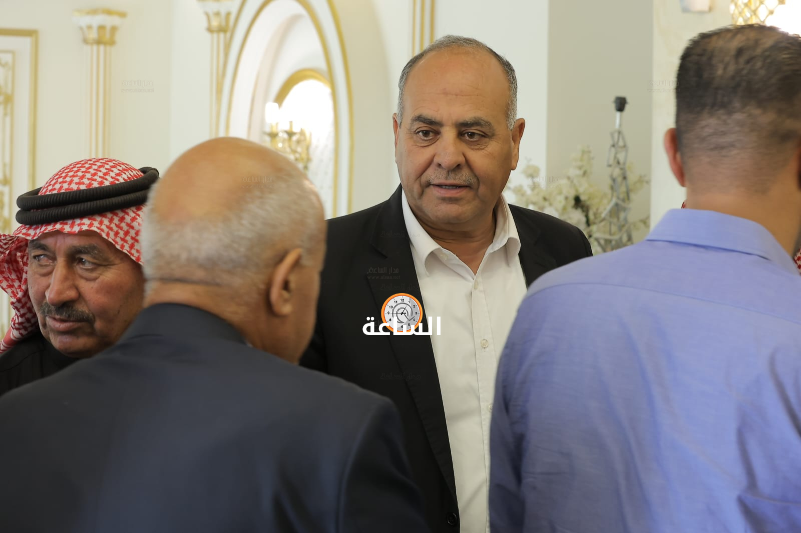 Madar Al-Saa Images 0.0410104060653409