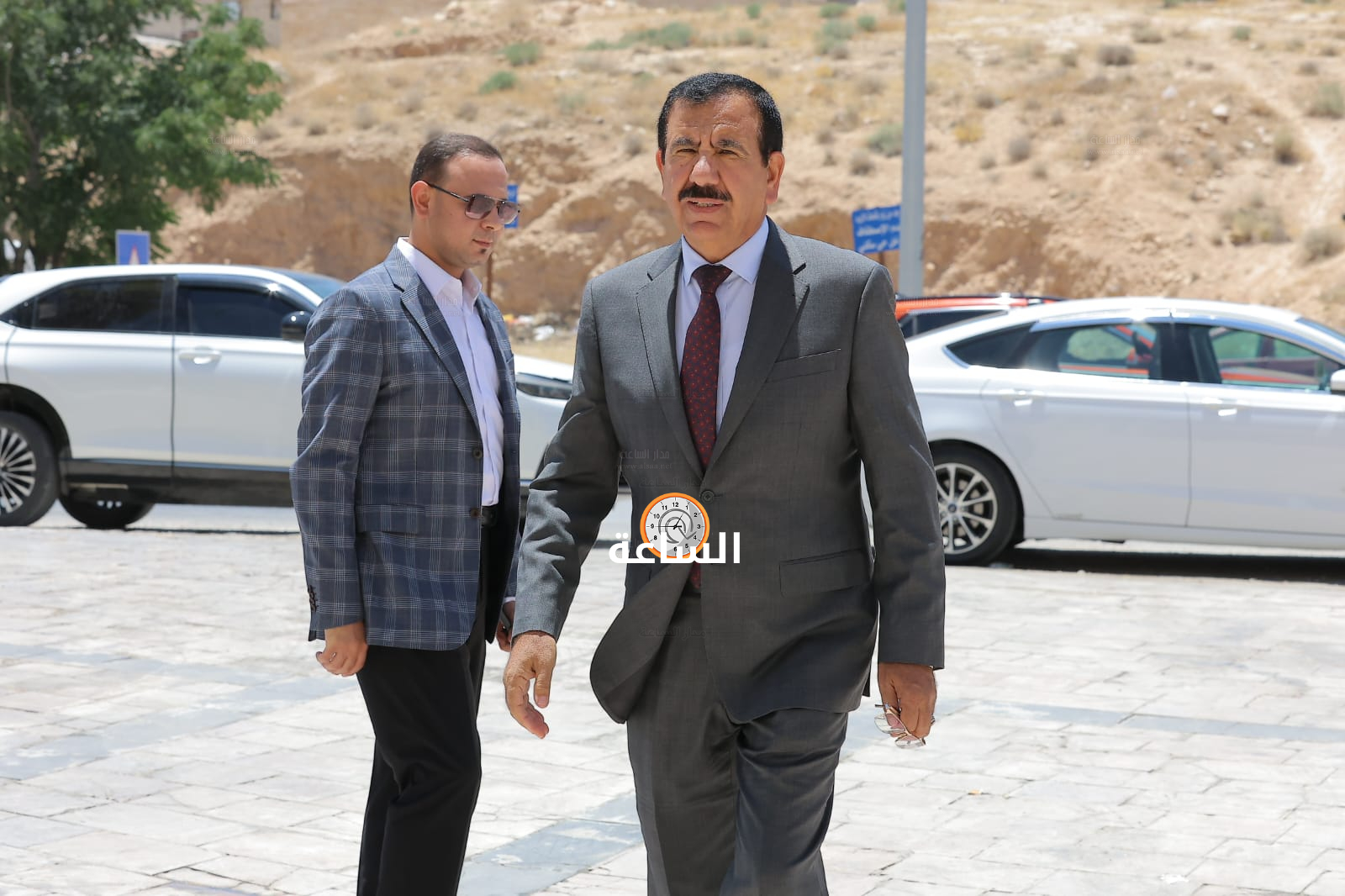 Madar Al-Saa Images 0.6180798619180867