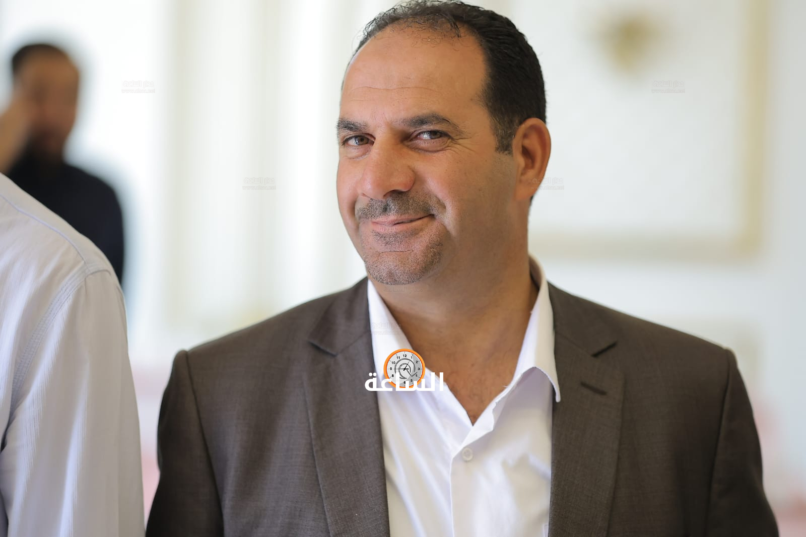 Madar Al-Saa Images 0.6119385888155806