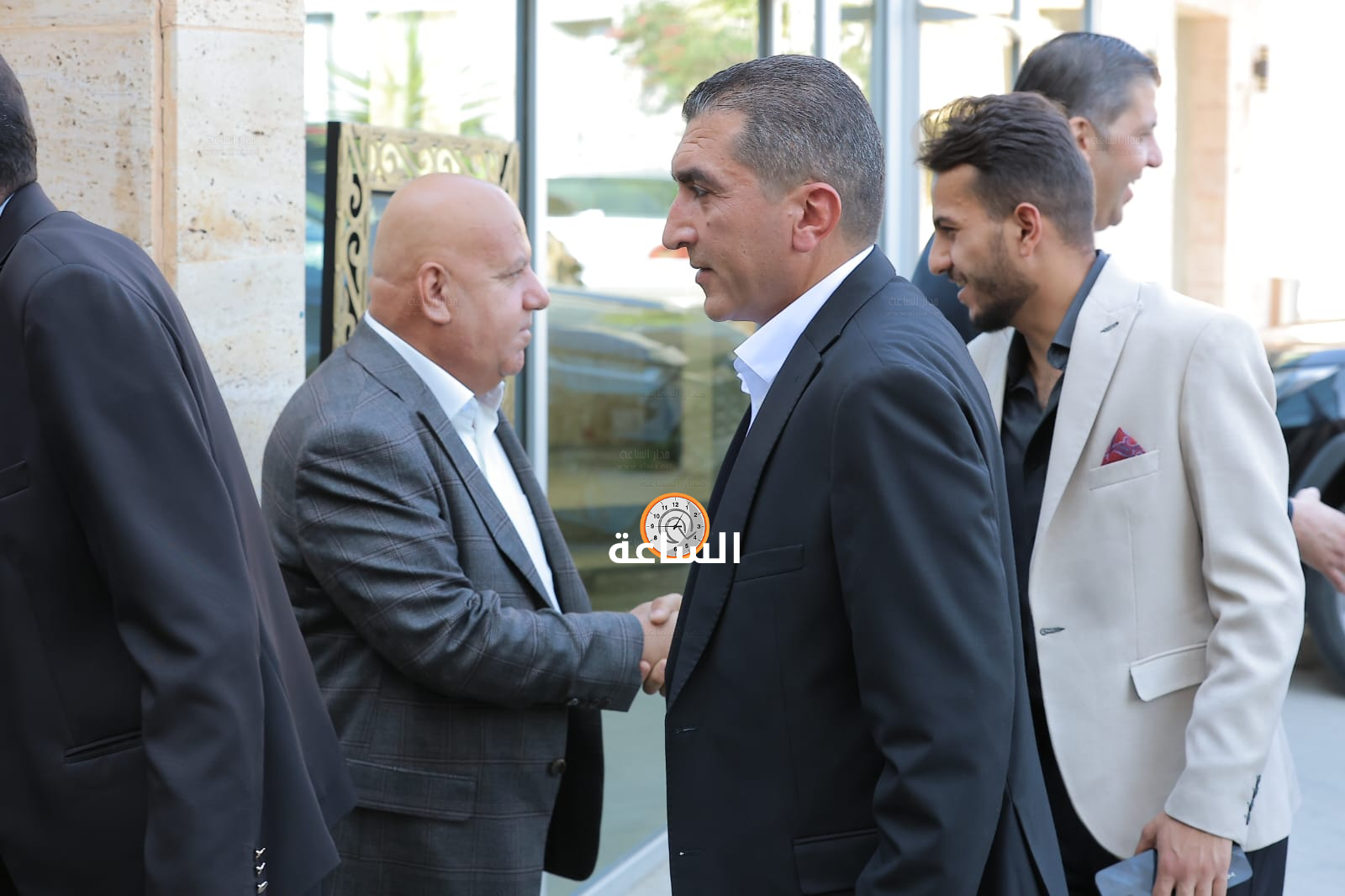 Madar Al-Saa Images 0.8770318739100086