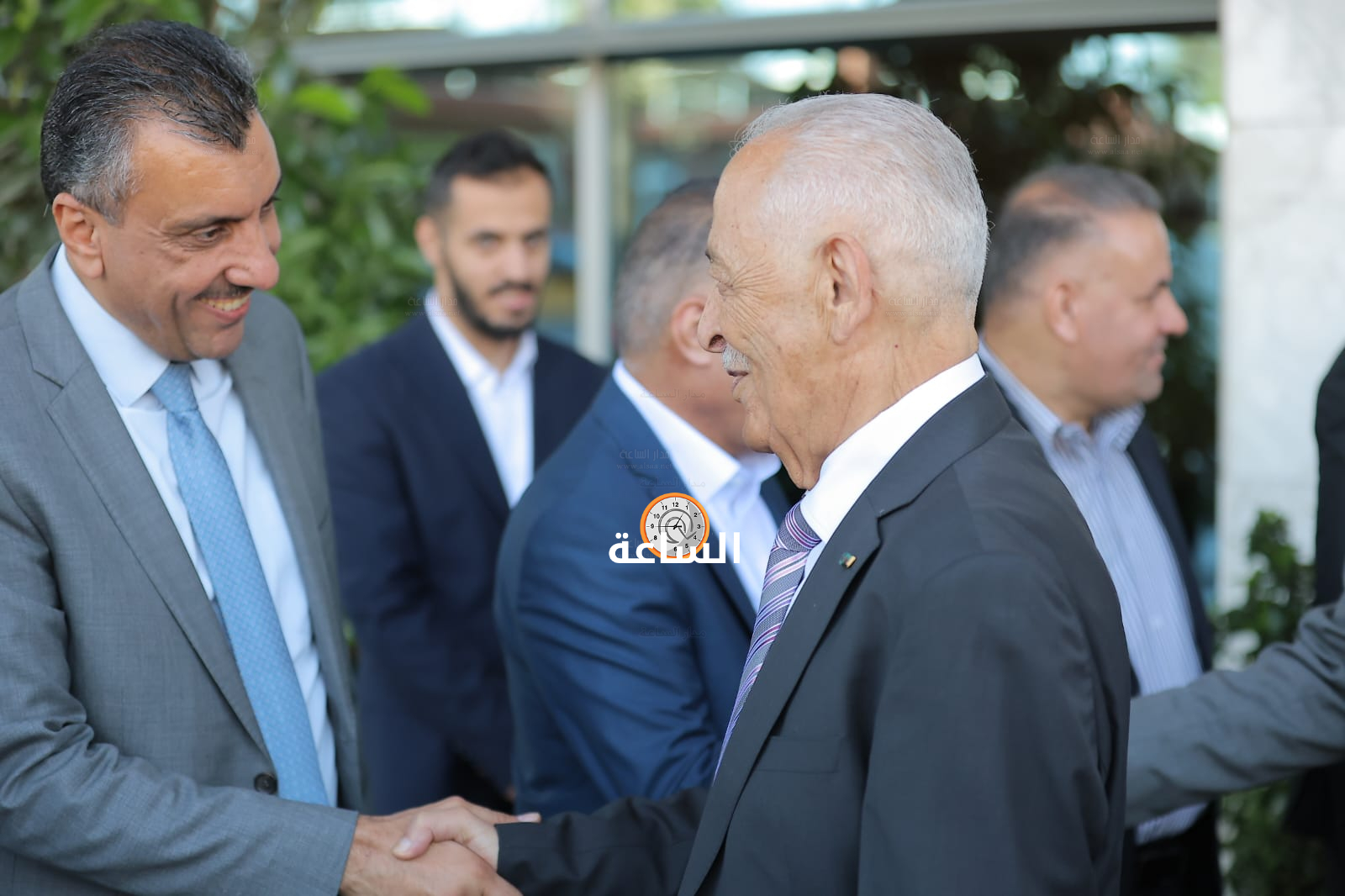 Madar Al-Saa Images 0.3652565780530961