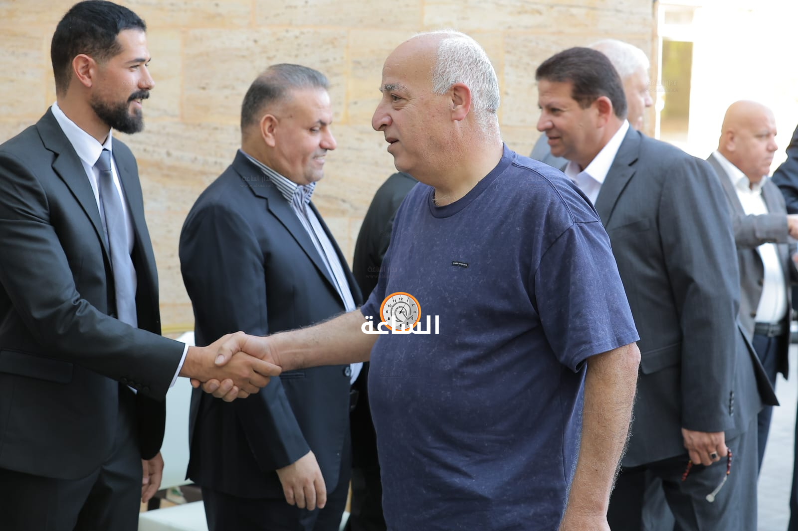 Madar Al-Saa Images 0.7837105179374567