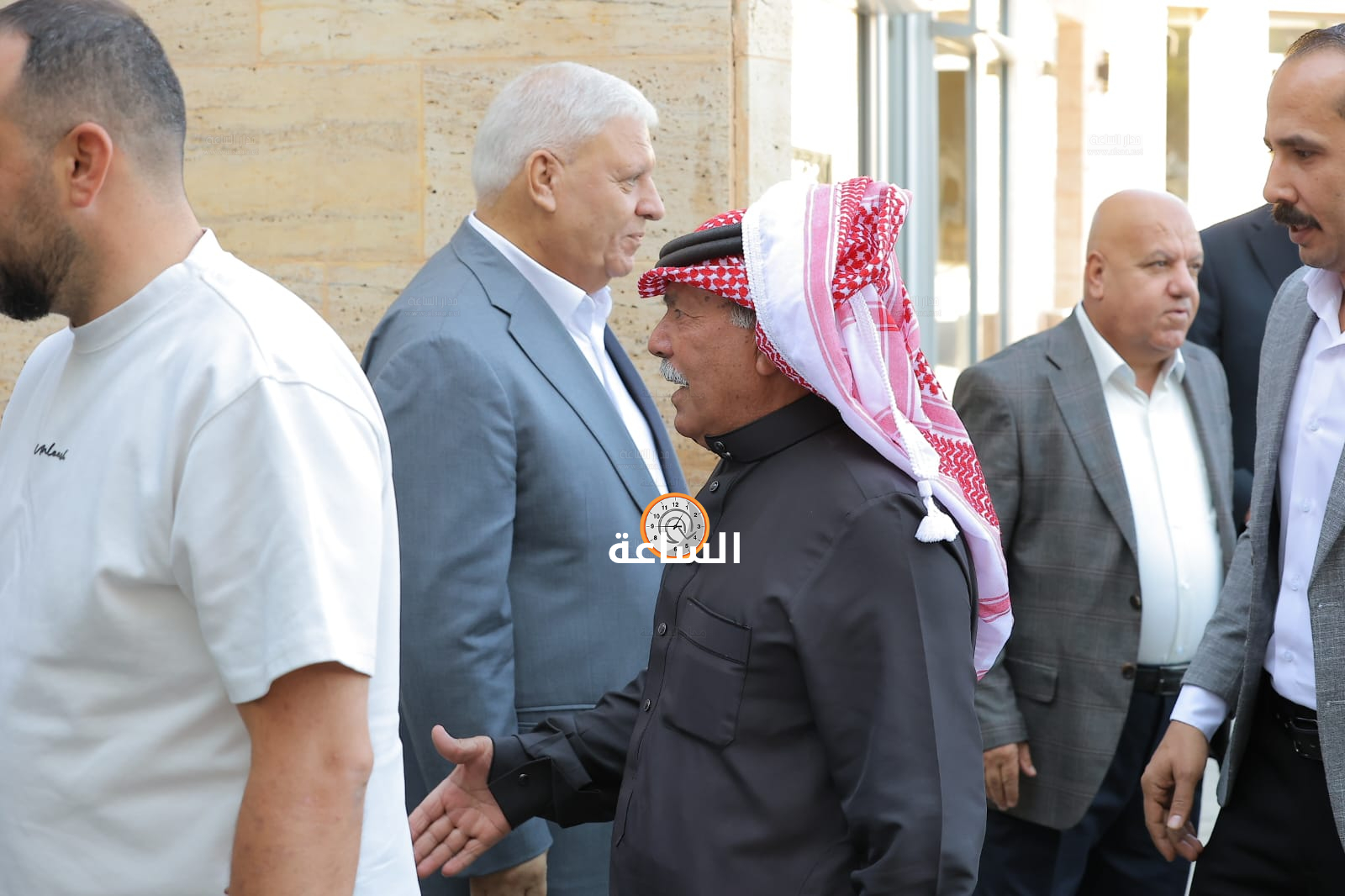 Madar Al-Saa Images 0.015338129574440917