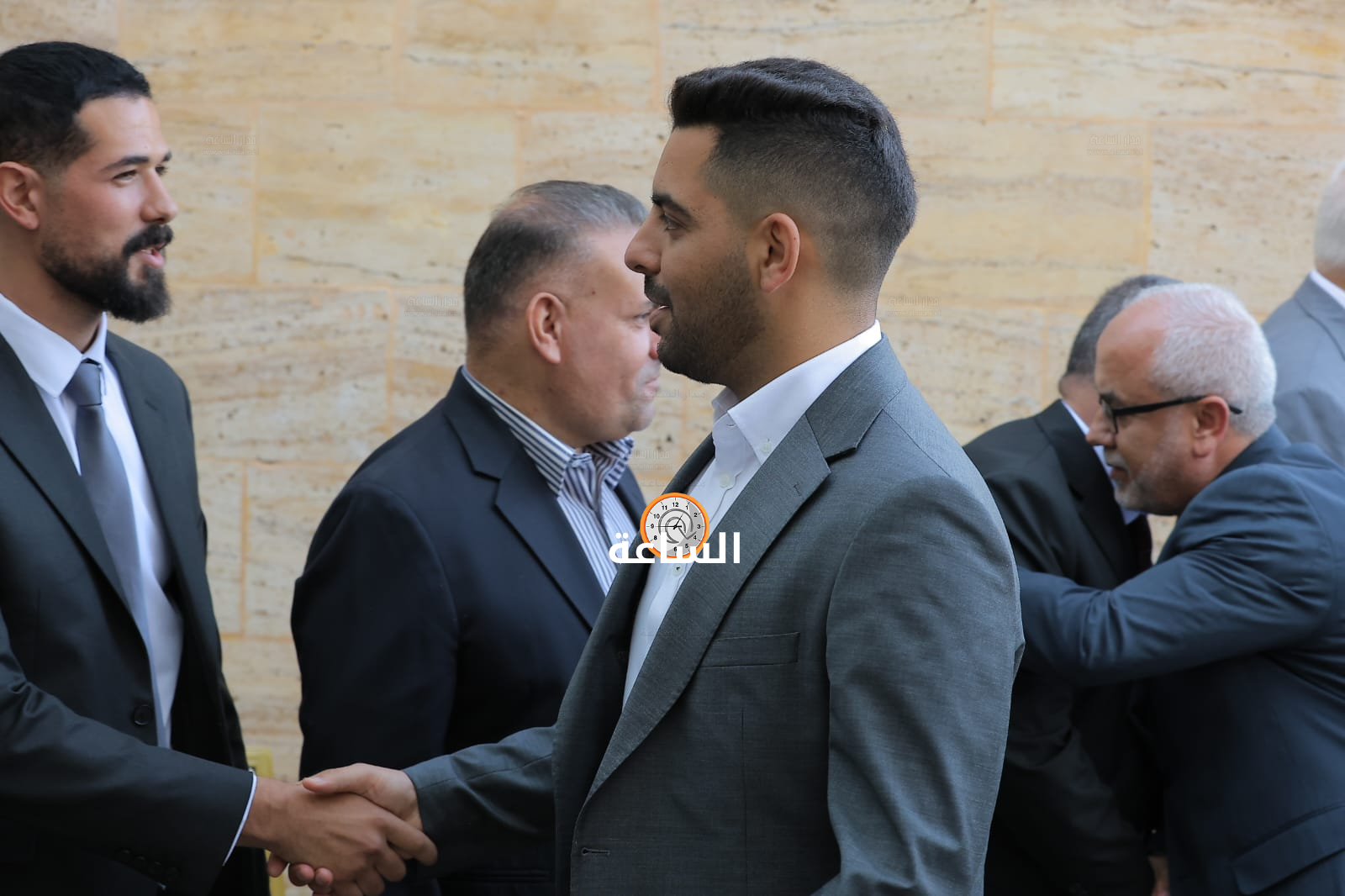 Madar Al-Saa Images 0.7571436217652928
