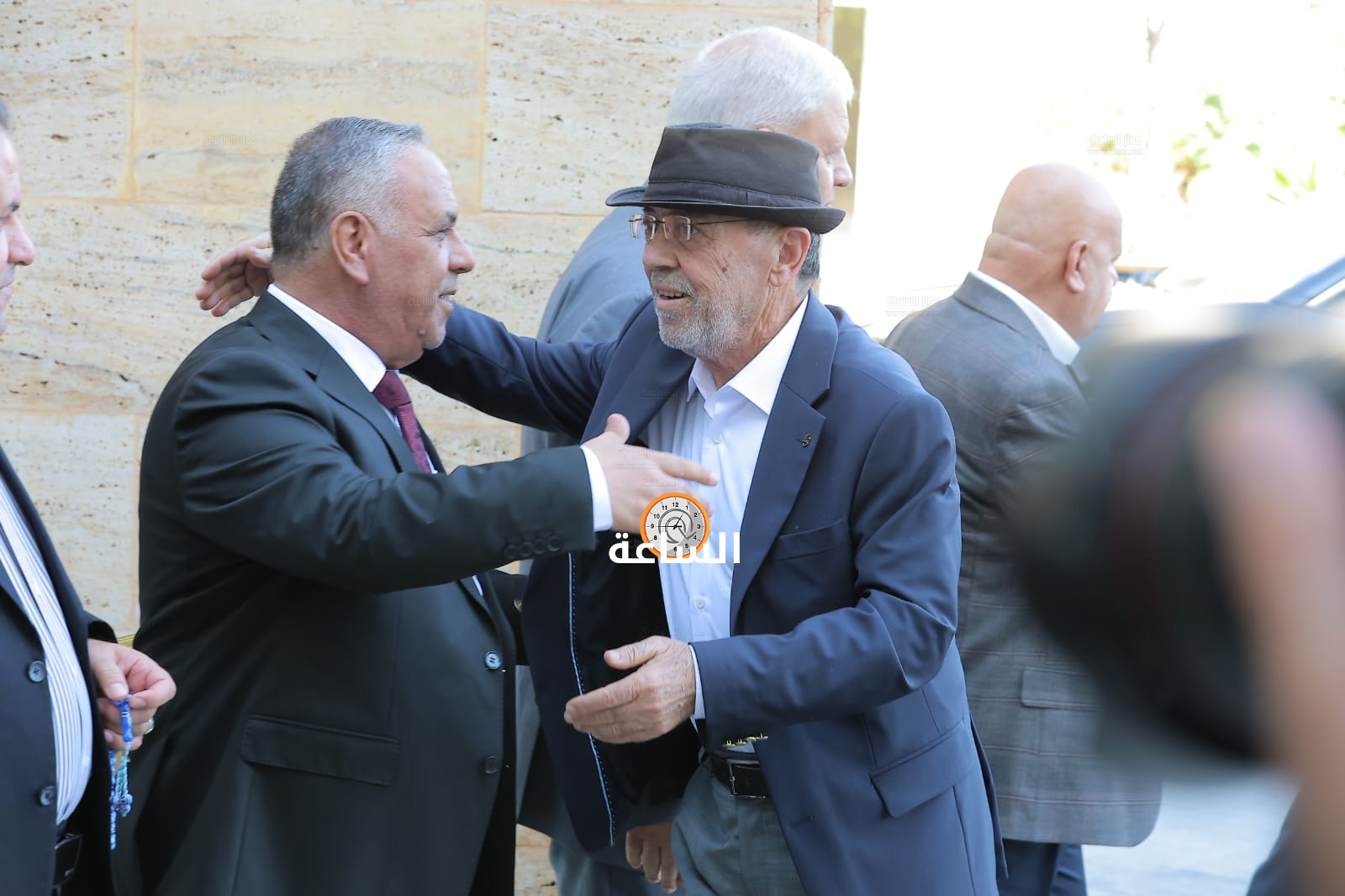 Madar Al-Saa Images 0.9259654477163355
