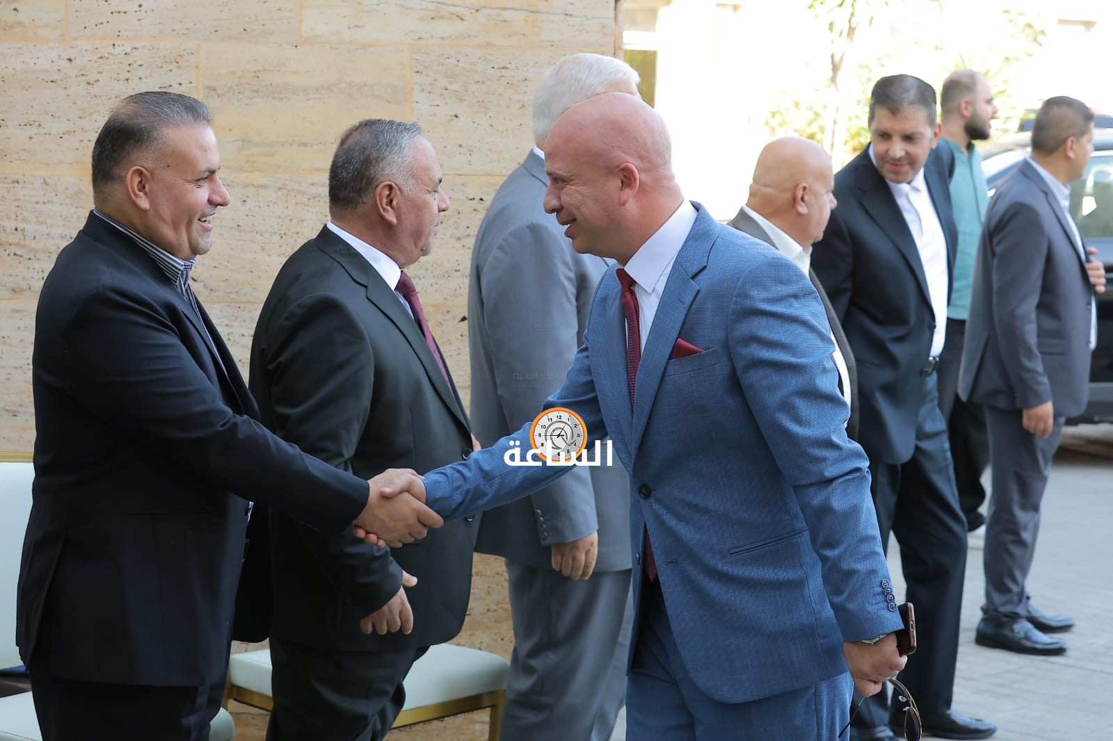 Madar Al-Saa Images 0.09149313661865954