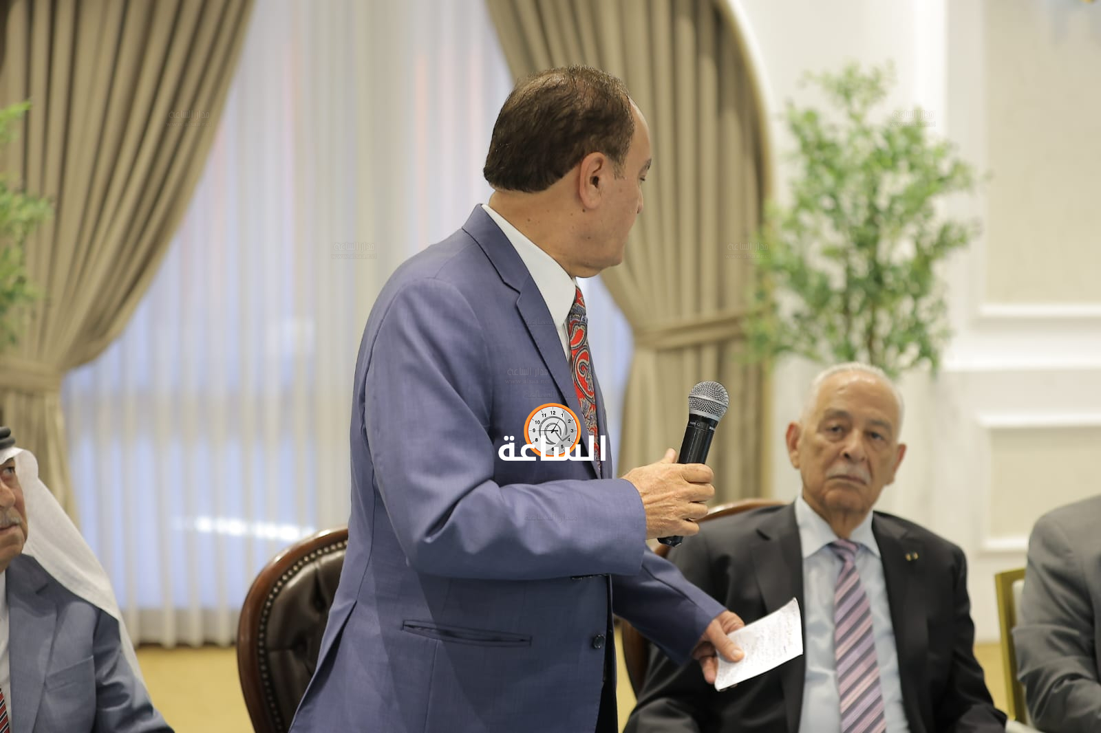 Madar Al-Saa Images 0.18555418811840219