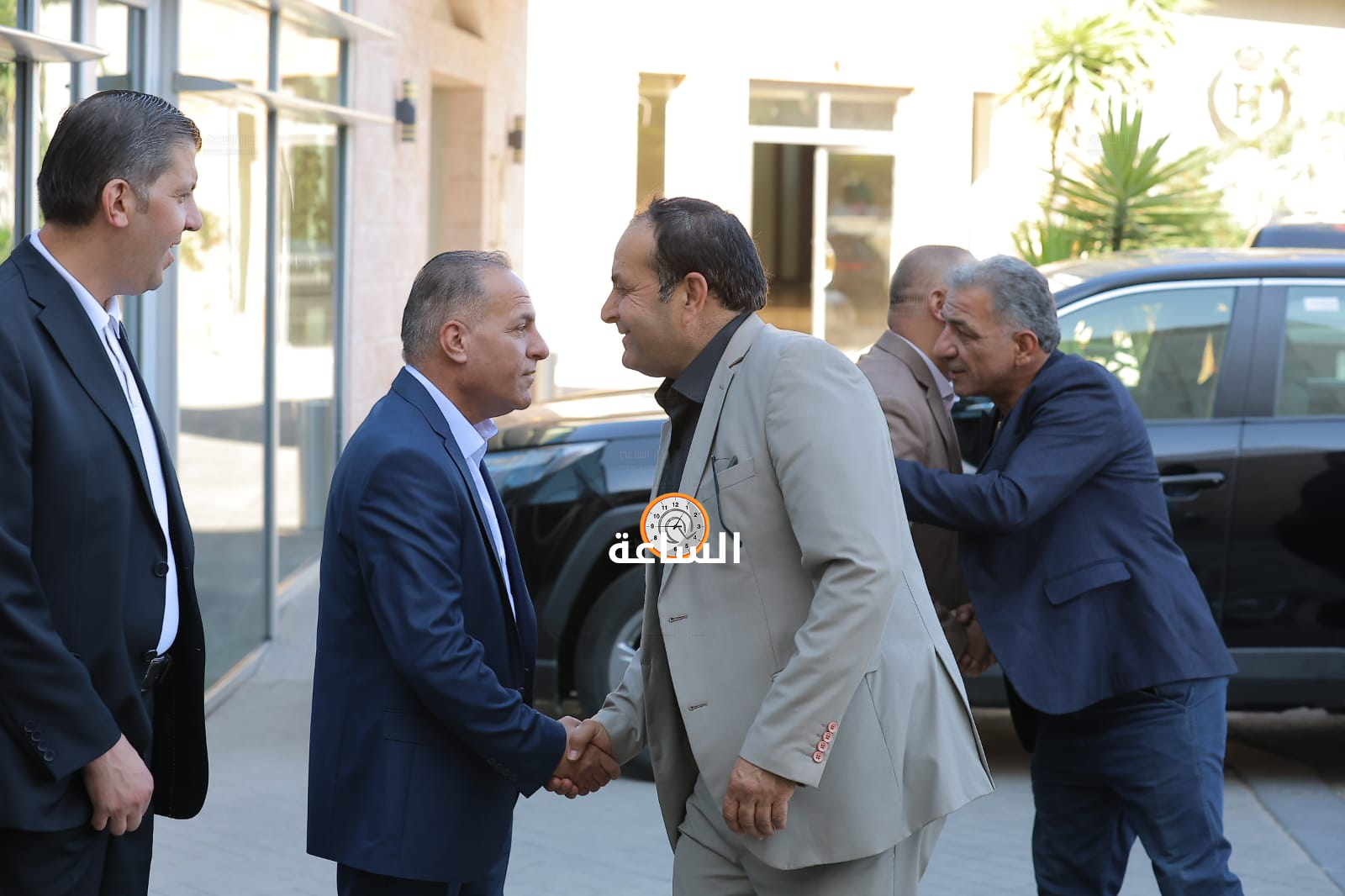 Madar Al-Saa Images 0.5108594155597342