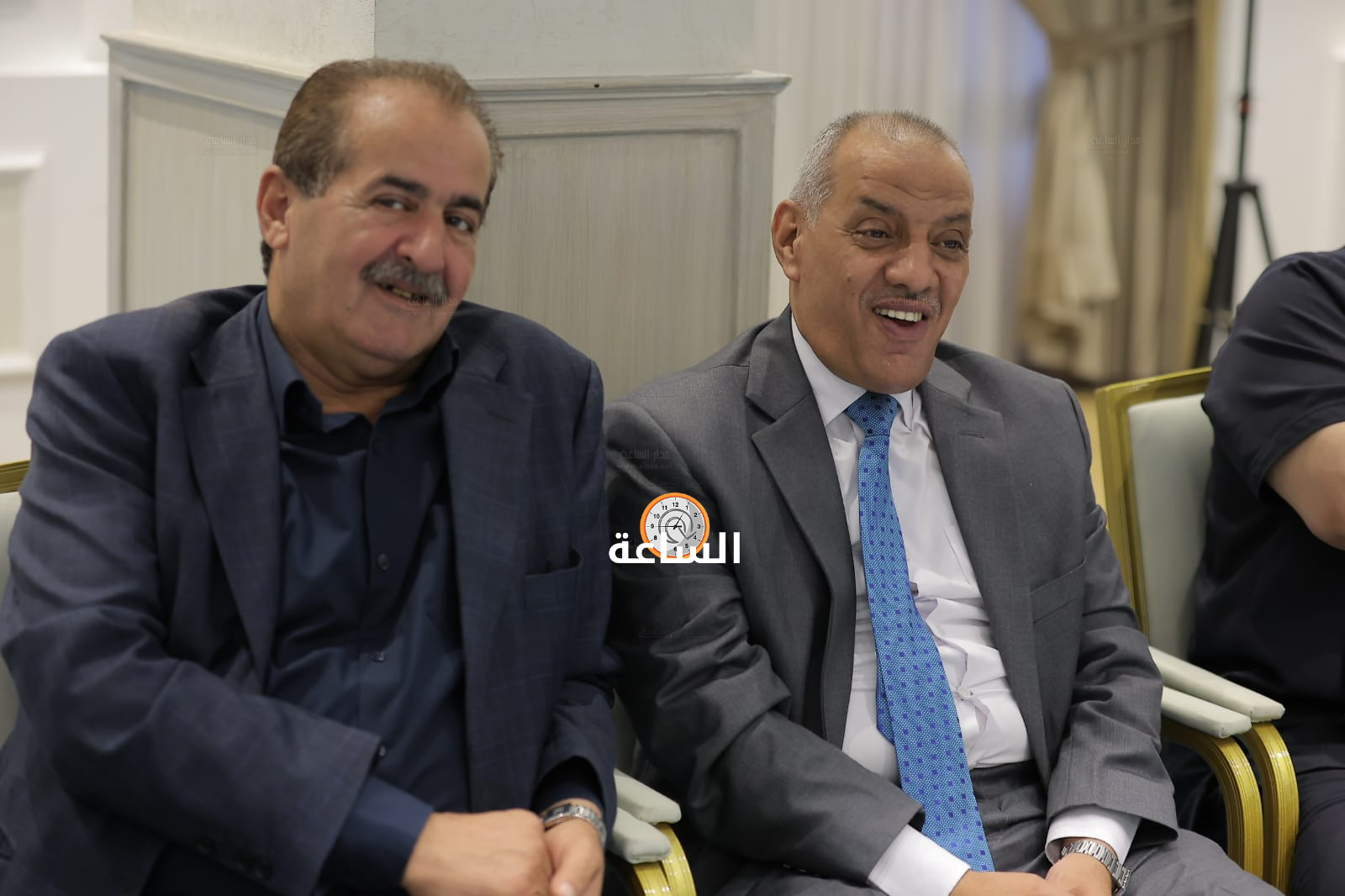 Madar Al-Saa Images 0.1642958393176729