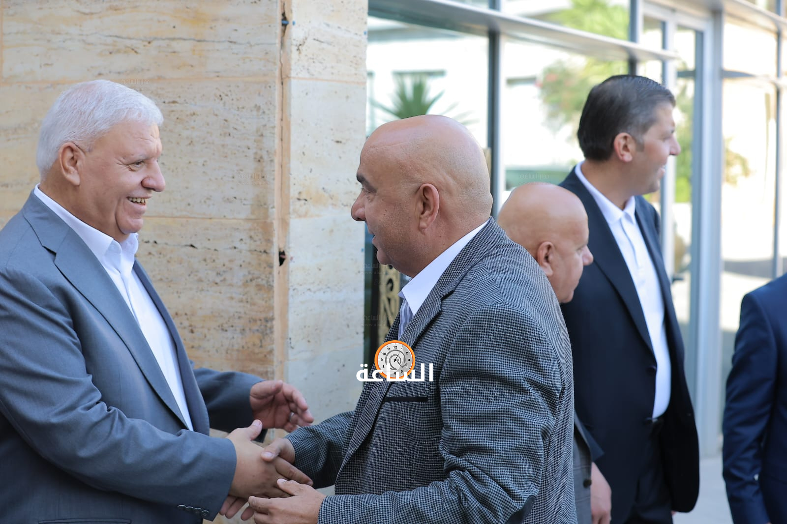 Madar Al-Saa Images 0.9166109332021559