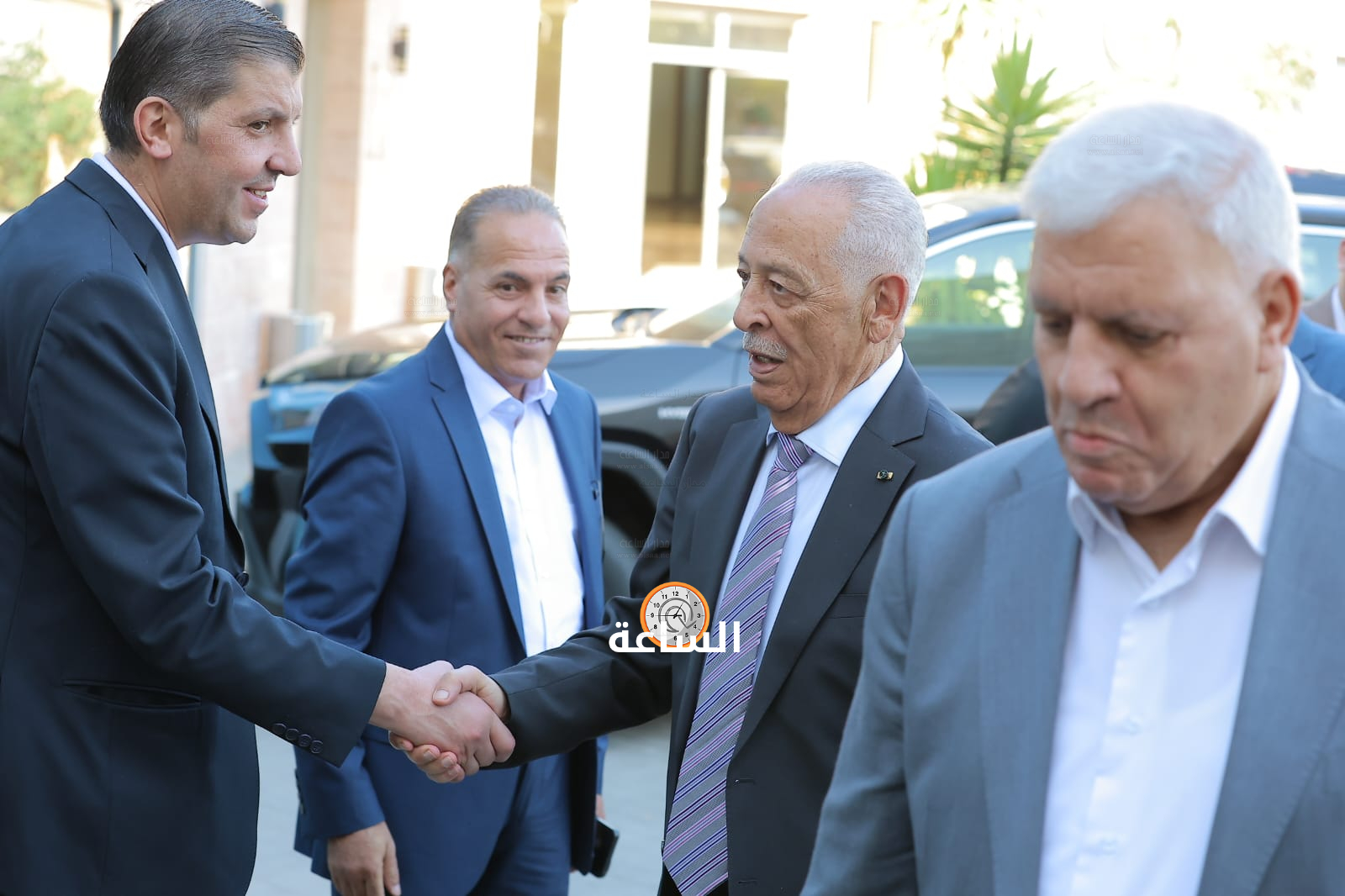 Madar Al-Saa Images 0.893572465556578