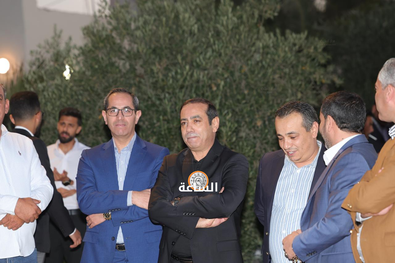 Madar Al-Saa Images 0.4825903061002452