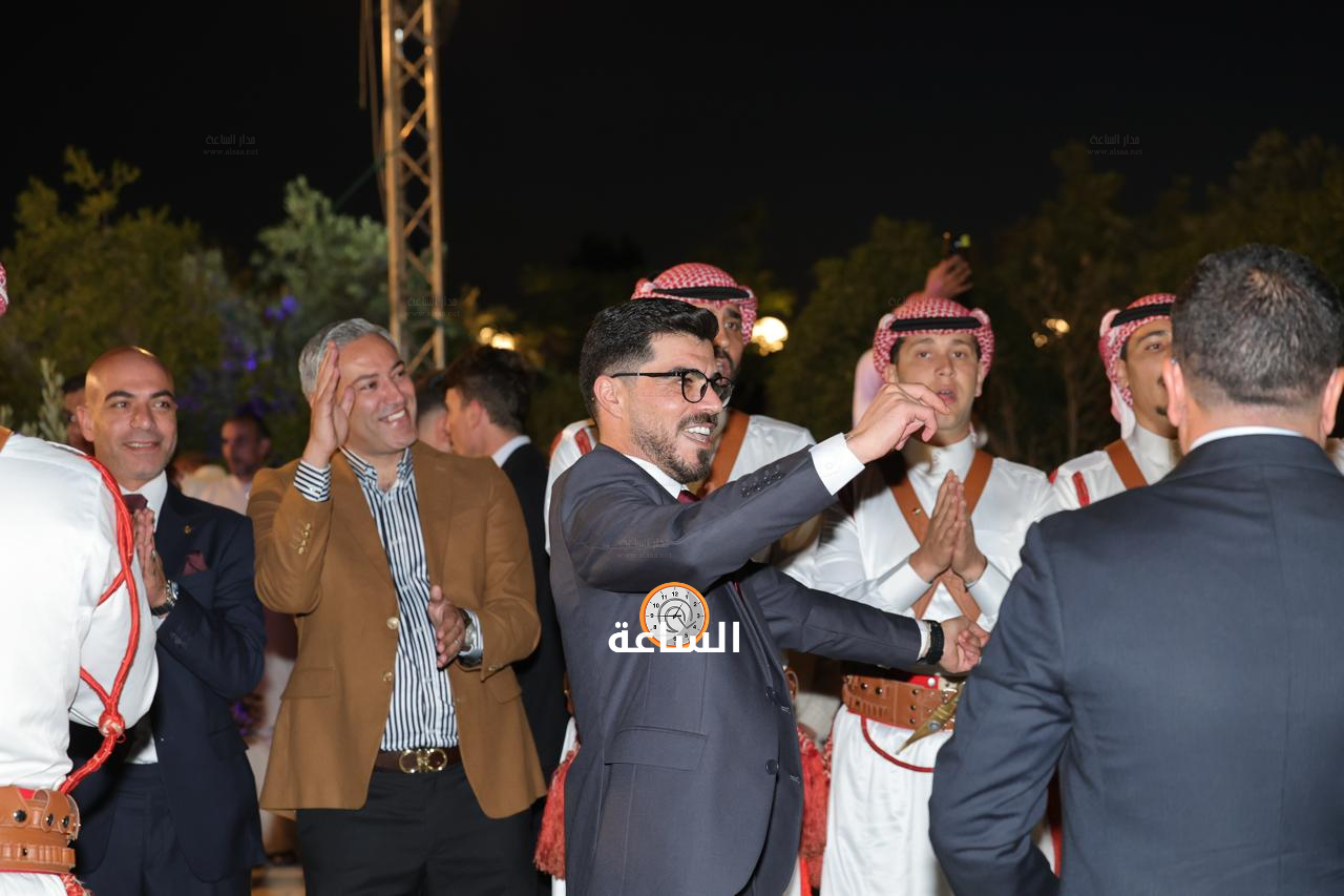 Madar Al-Saa Images 0.36619947449385437