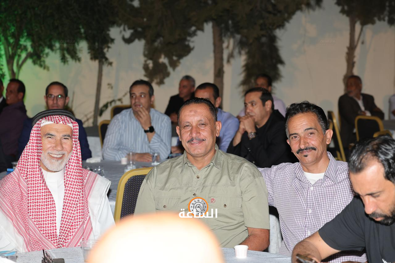 Madar Al-Saa Images 0.2970240995717608