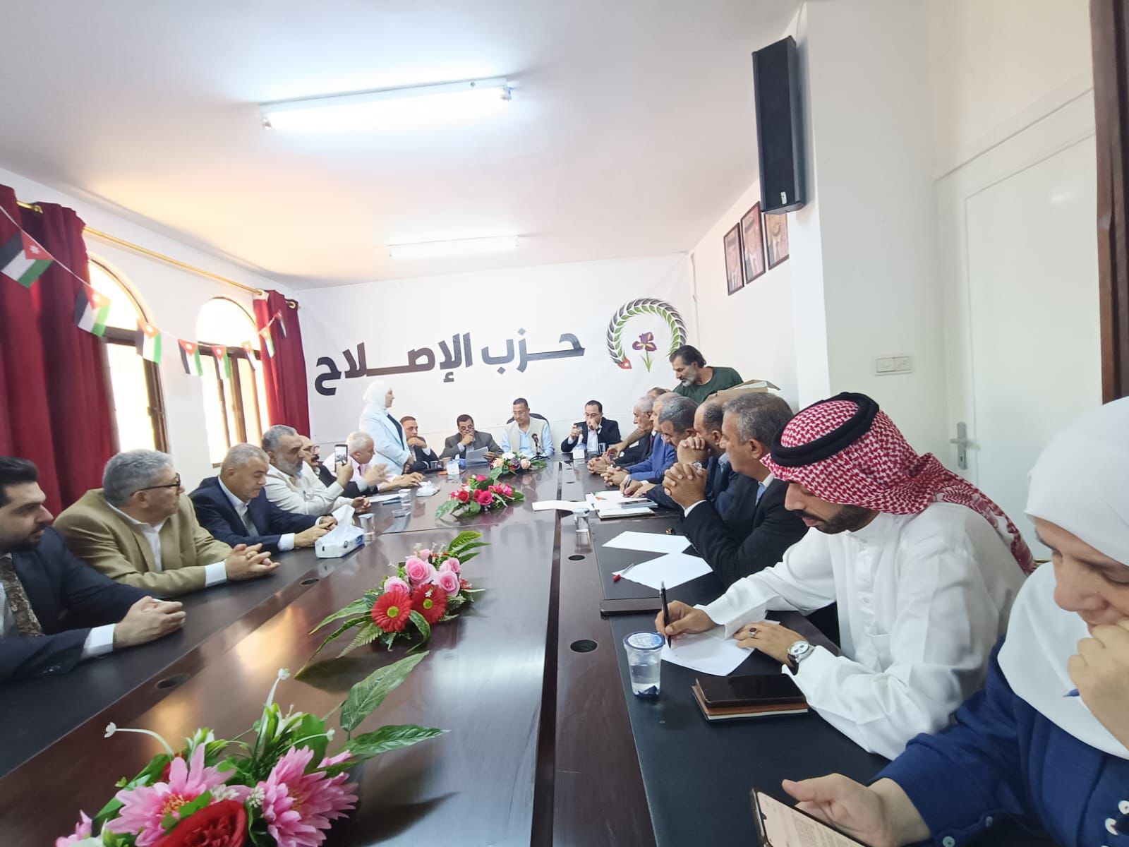 Madar Al-Saa Images 0.5881443759831312