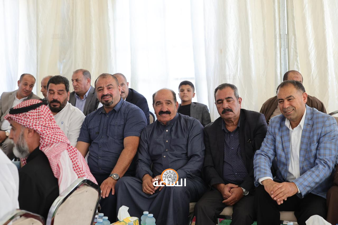 Madar Al-Saa Images 0.034395444937385