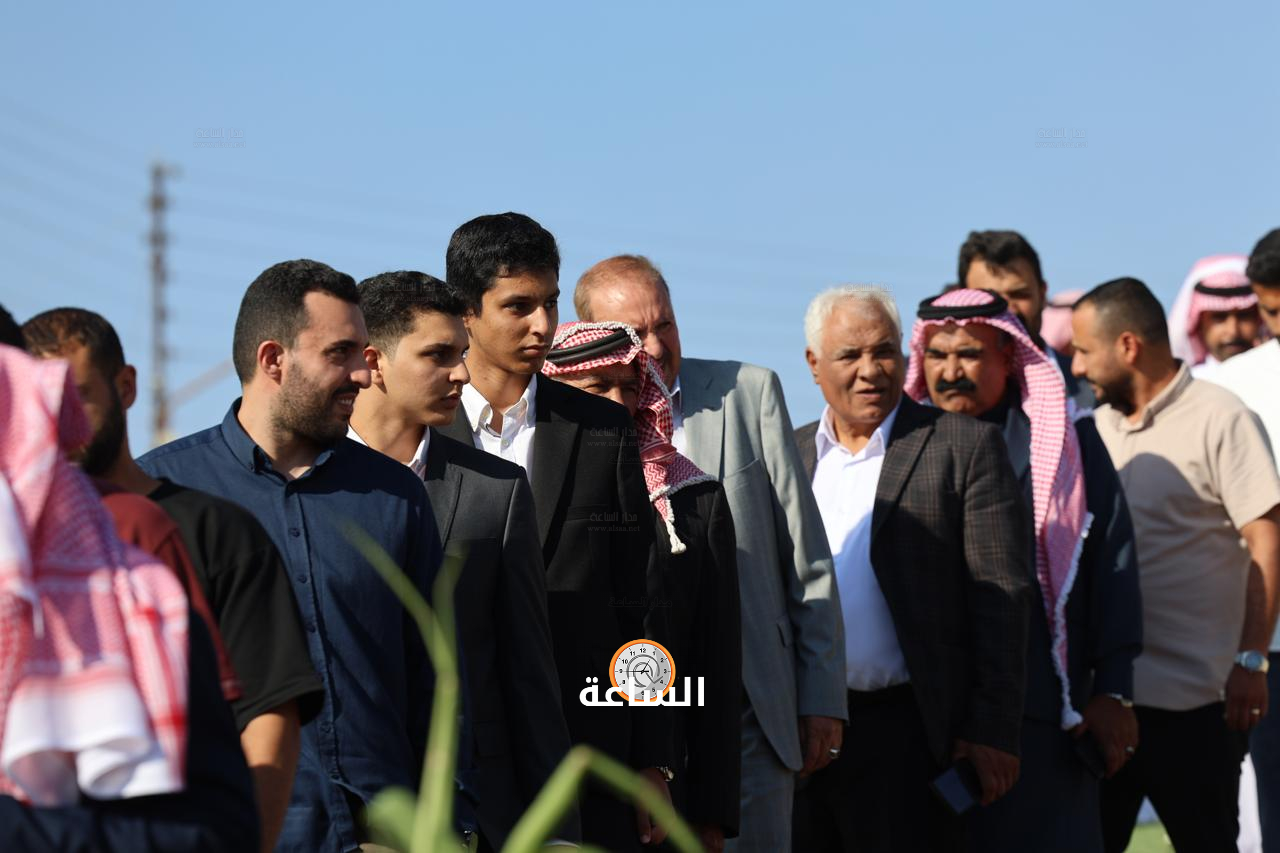 Madar Al-Saa Images 0.4381939941184738