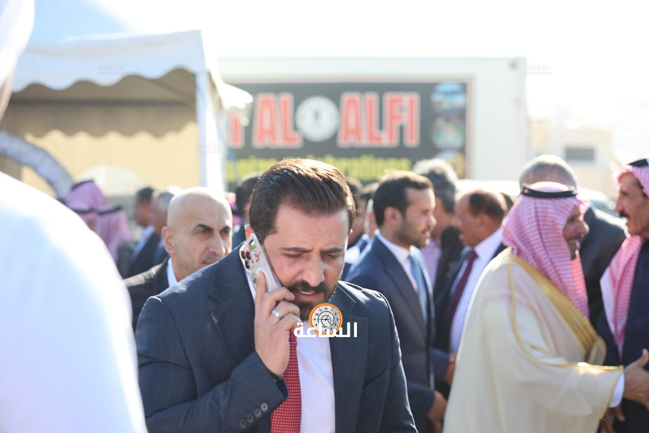 Madar Al-Saa Images 0.434346053559429