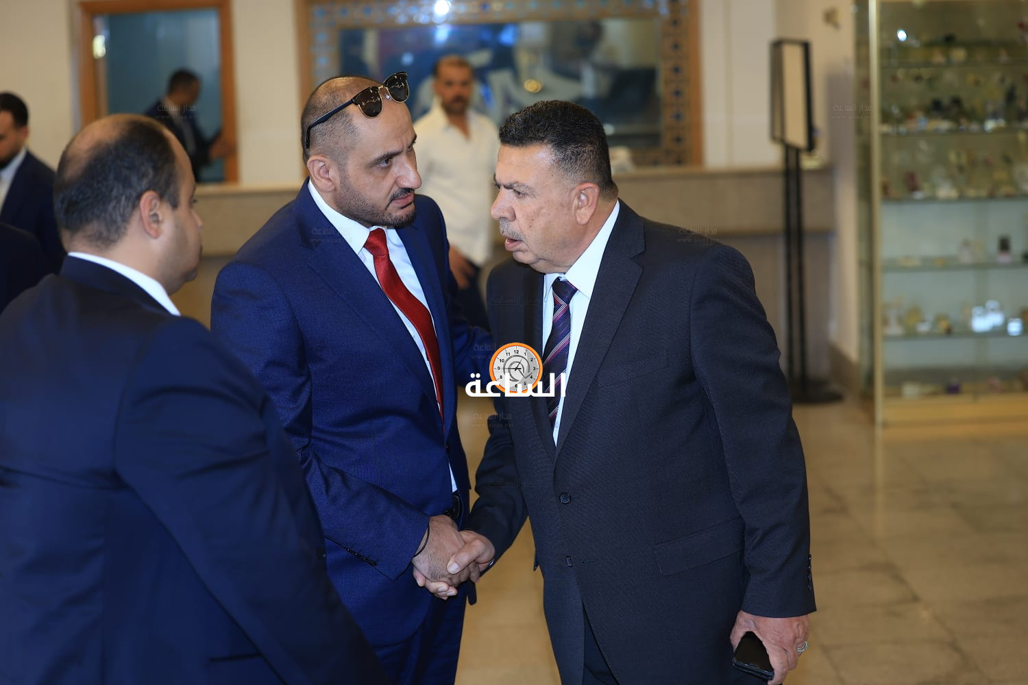 Madar Al-Saa Images 0.5125058866697861