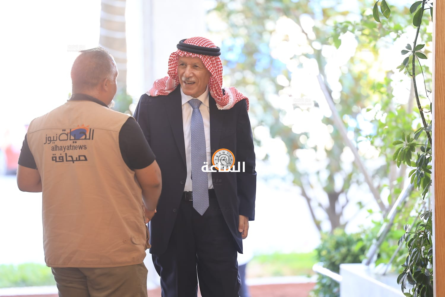 Madar Al-Saa Images 0.49073984816734983