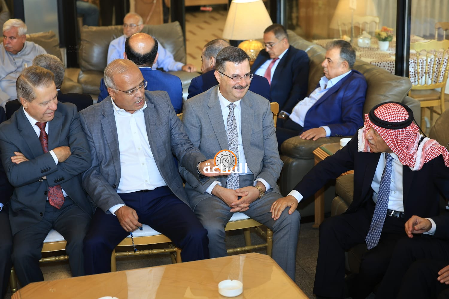 Madar Al-Saa Images 0.25515881580916744