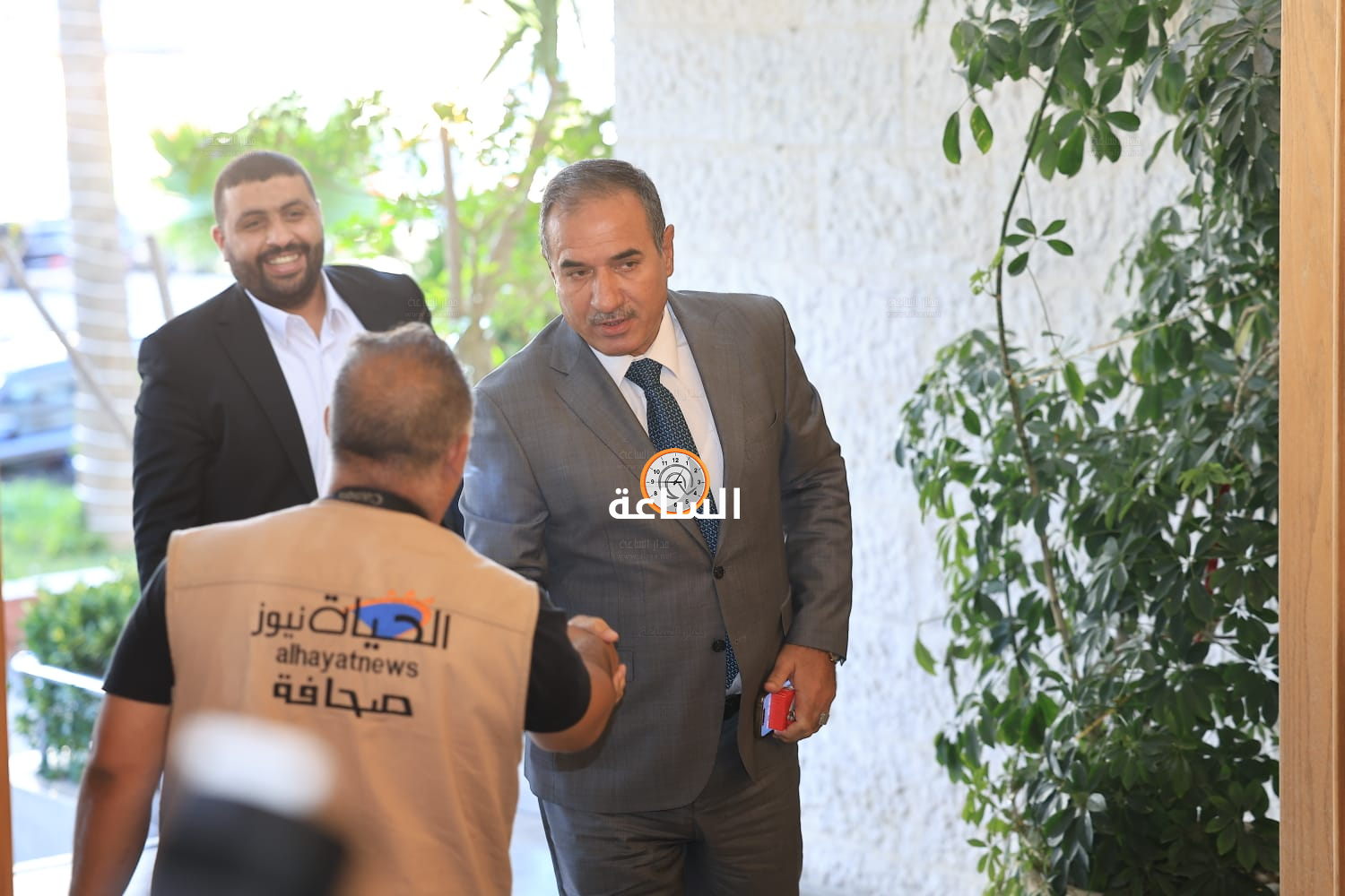 Madar Al-Saa Images 0.413097262627821