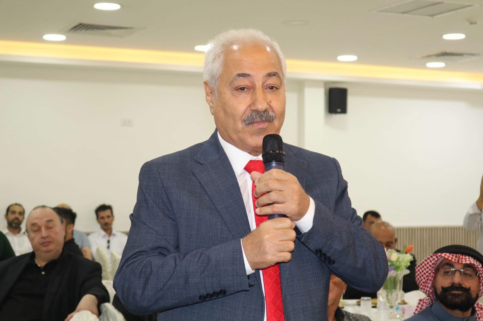 Madar Al-Saa Images 0.8666246342226497