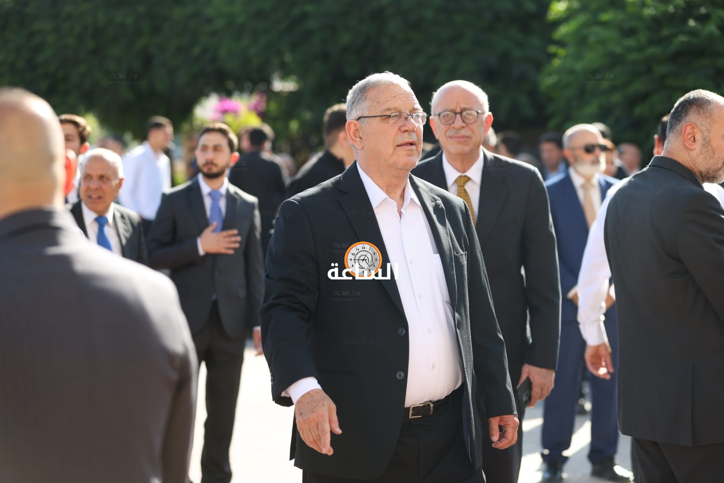 Madar Al-Saa Images 0.4219825322941141