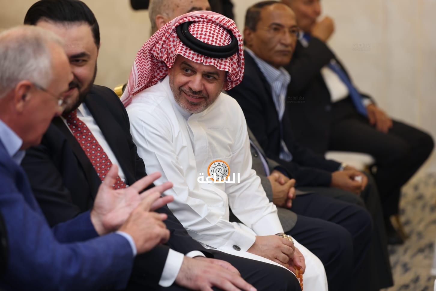 Madar Al-Saa Images 0.09848973965242369
