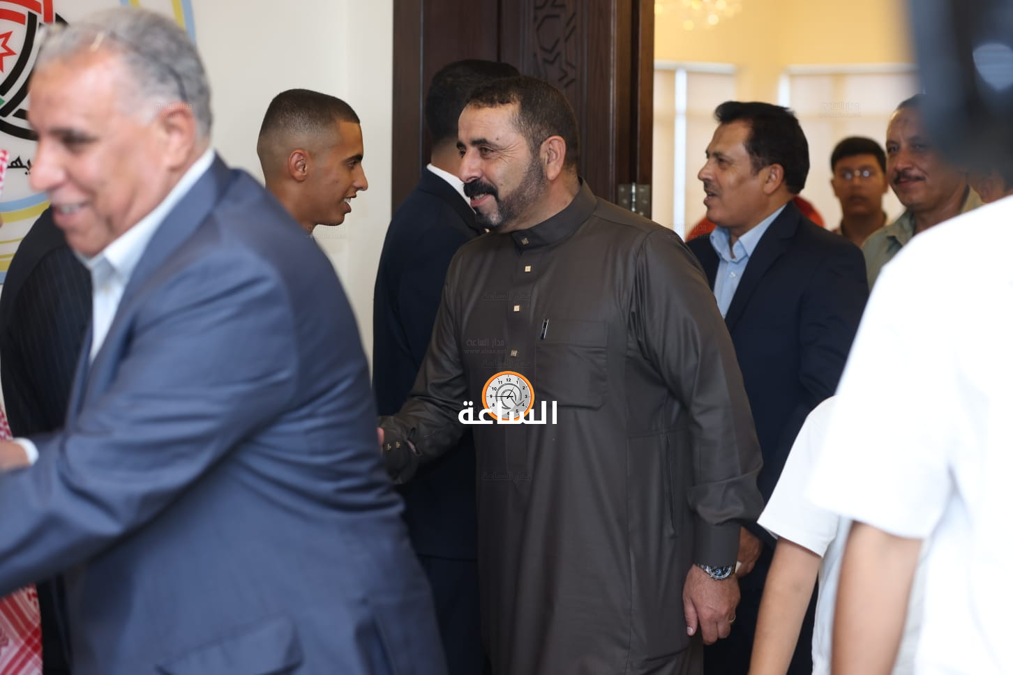 Madar Al-Saa Images 0.755539550862625