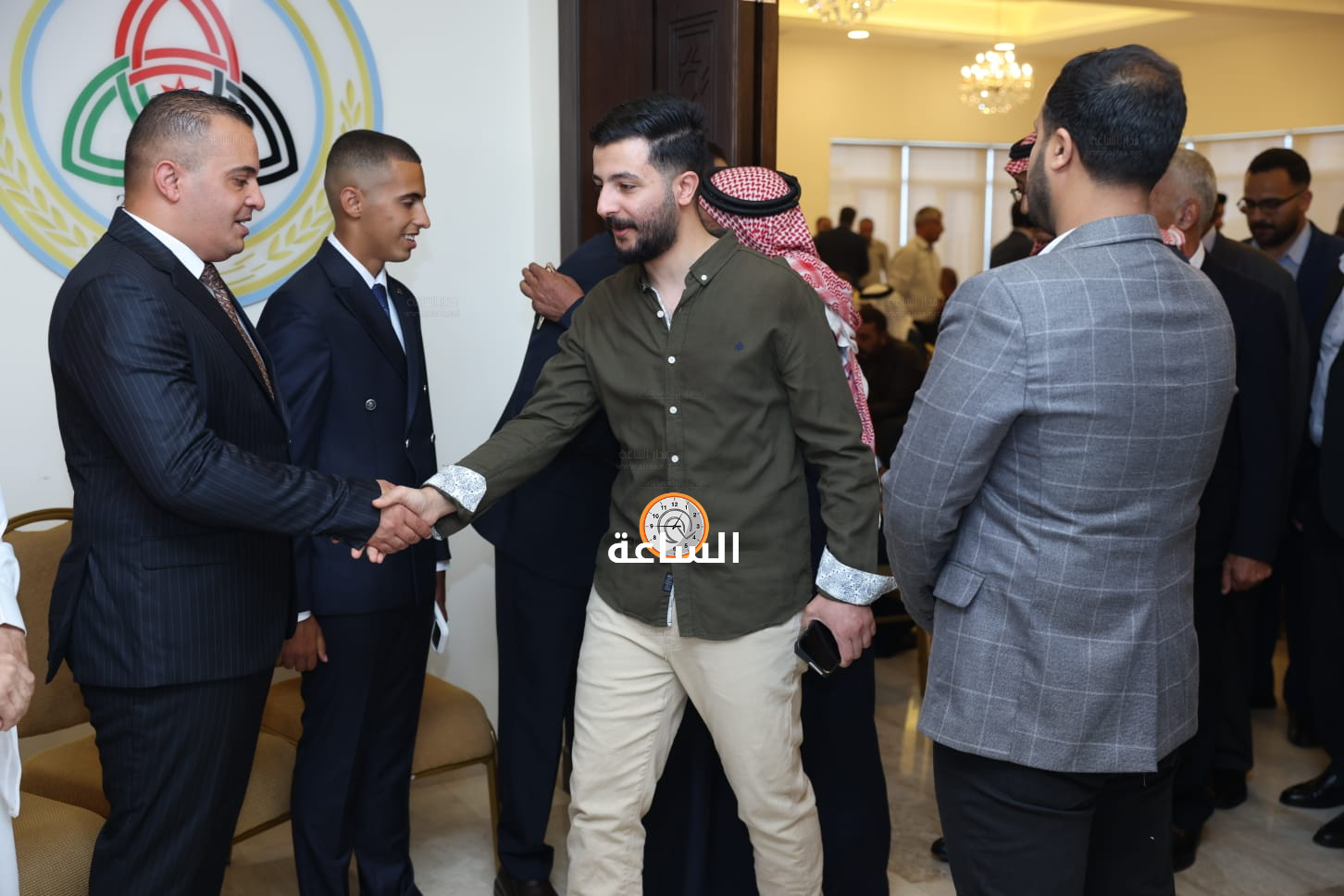 Madar Al-Saa Images 0.4232177732198197