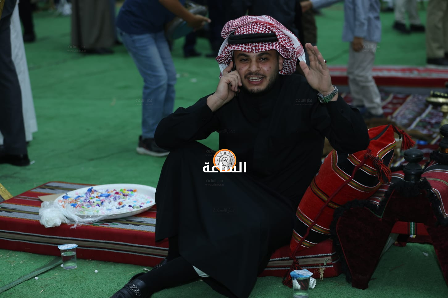 Madar Al-Saa Images 0.12264128696138099