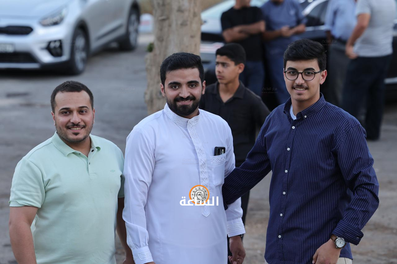 Madar Al-Saa Images 0.4313634532586972