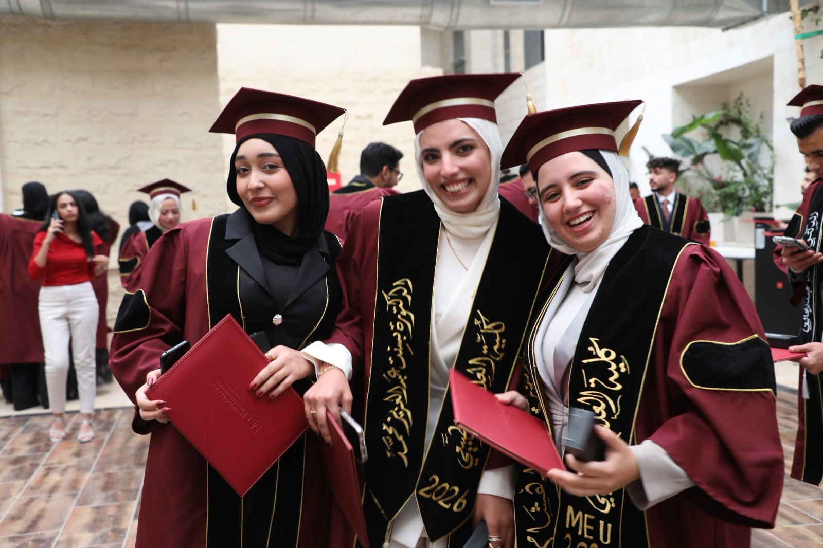 Madar Al-Saa Images 0.4115521706526578