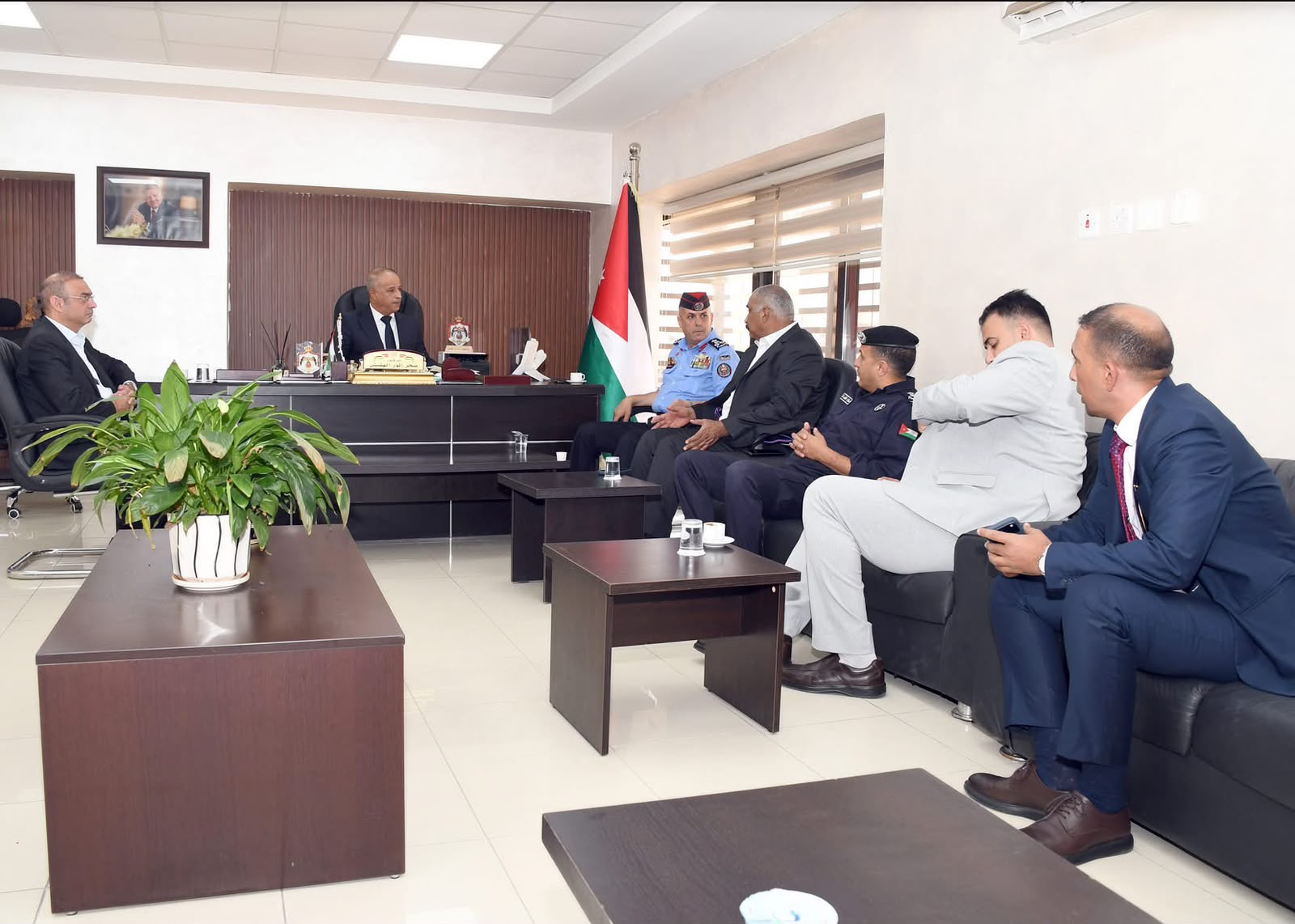 Madar Al-Saa Images 0.4621858318047485