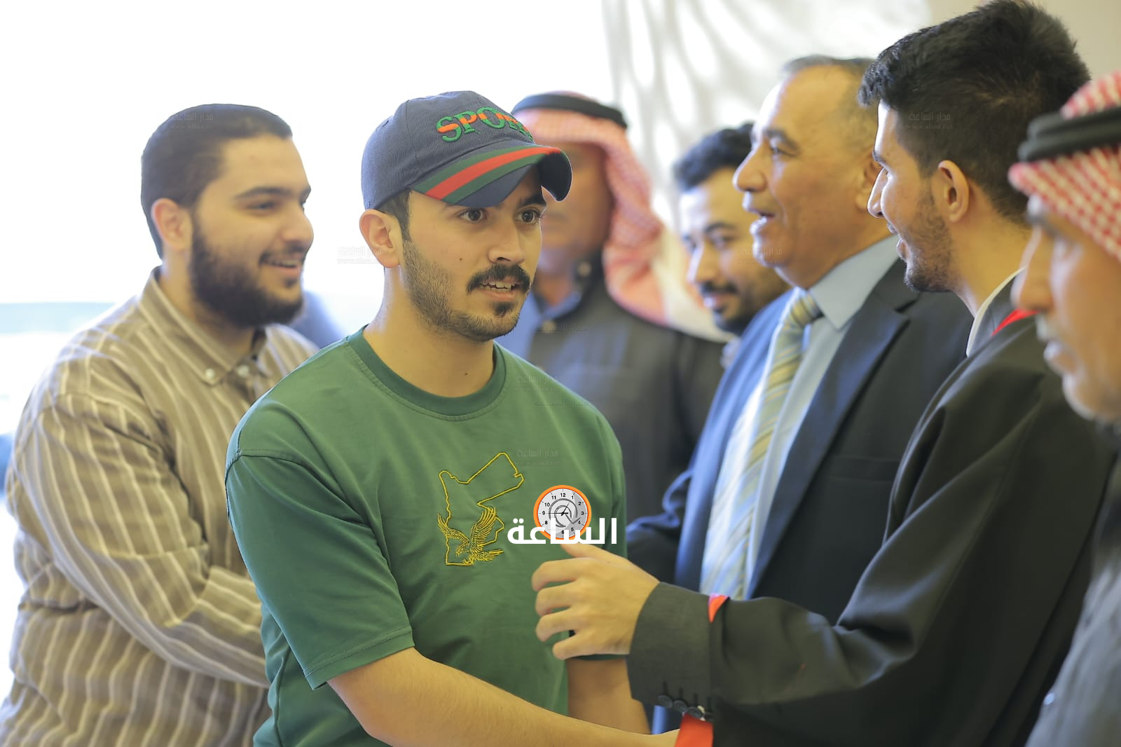Madar Al-Saa Images 0.9402693334524329