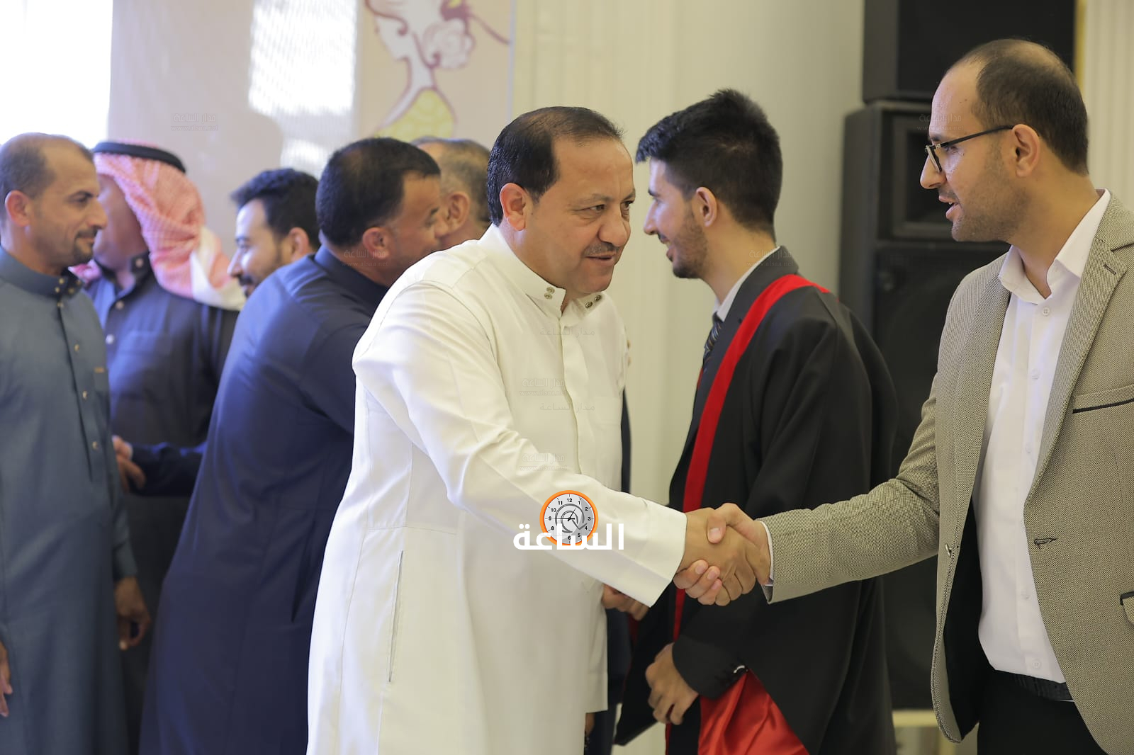 Madar Al-Saa Images 0.7097231387982773
