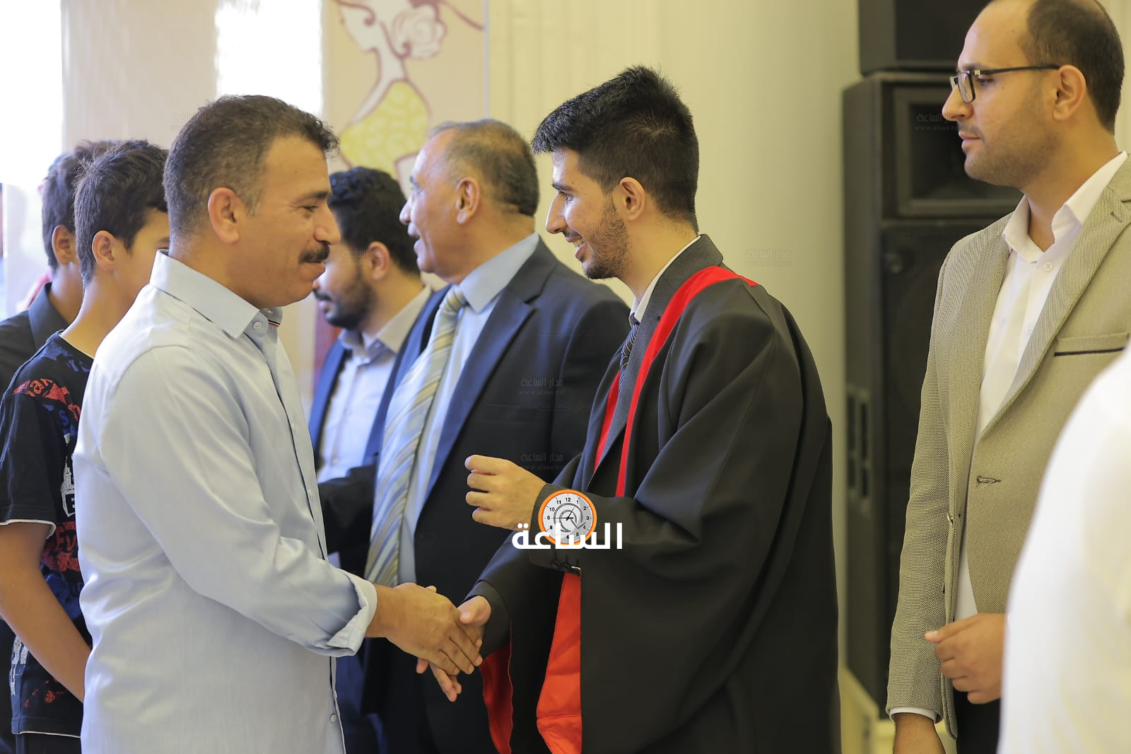 Madar Al-Saa Images 0.39396033843207323