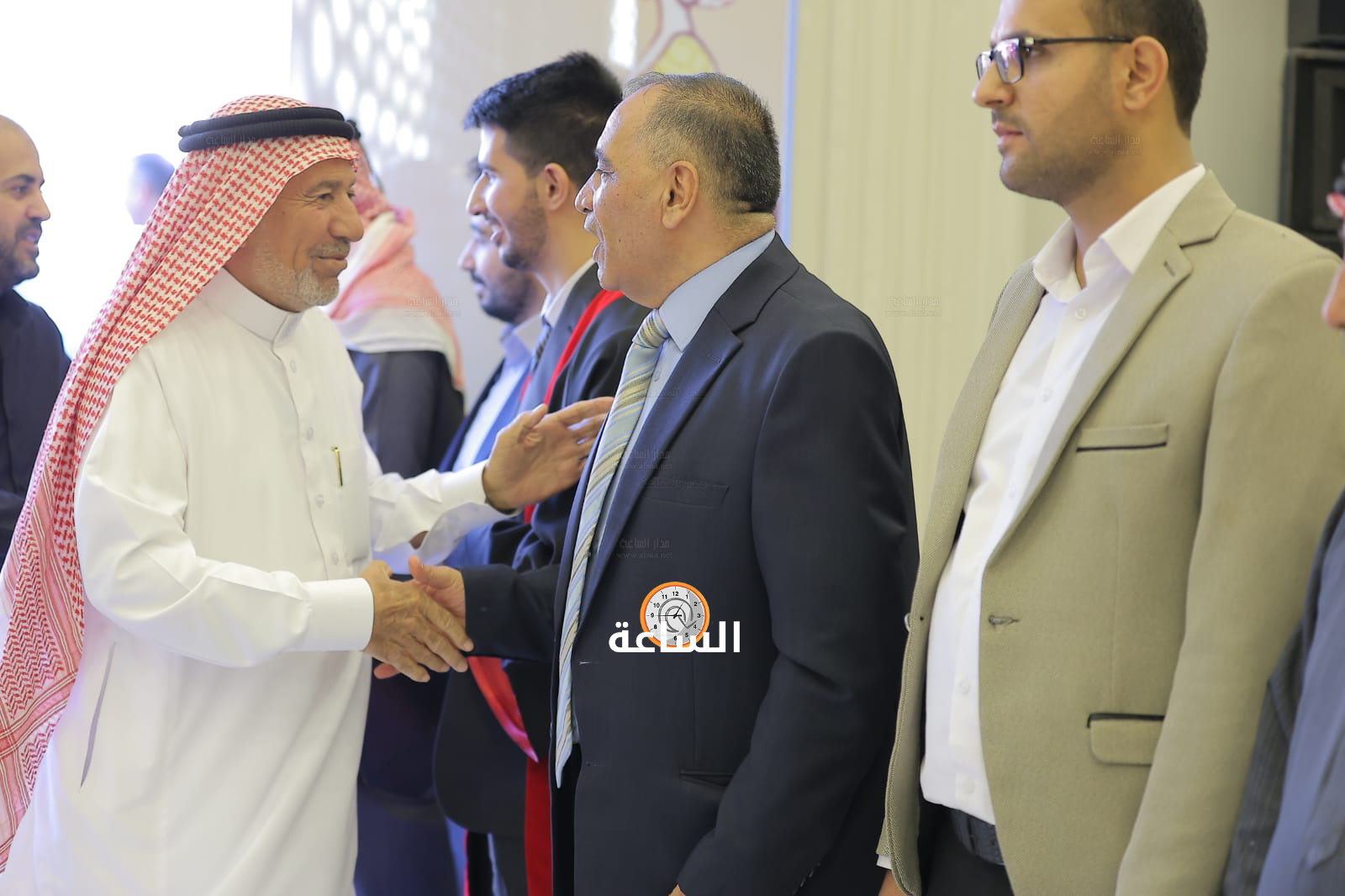 Madar Al-Saa Images 0.3838840032111964