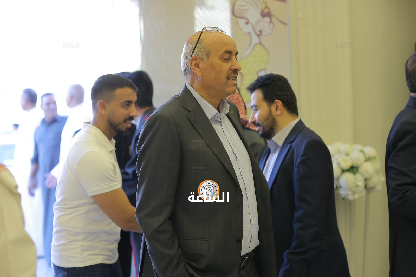 Madar Al-Saa Images 0.35475739560419917