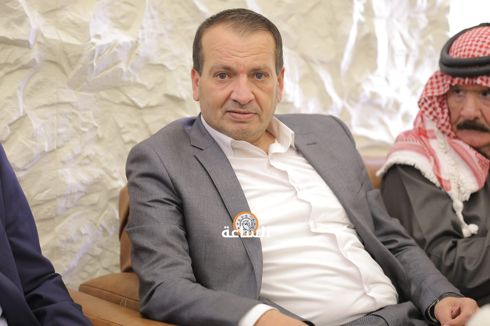Madar Al-Saa Images 0.32553132323542167