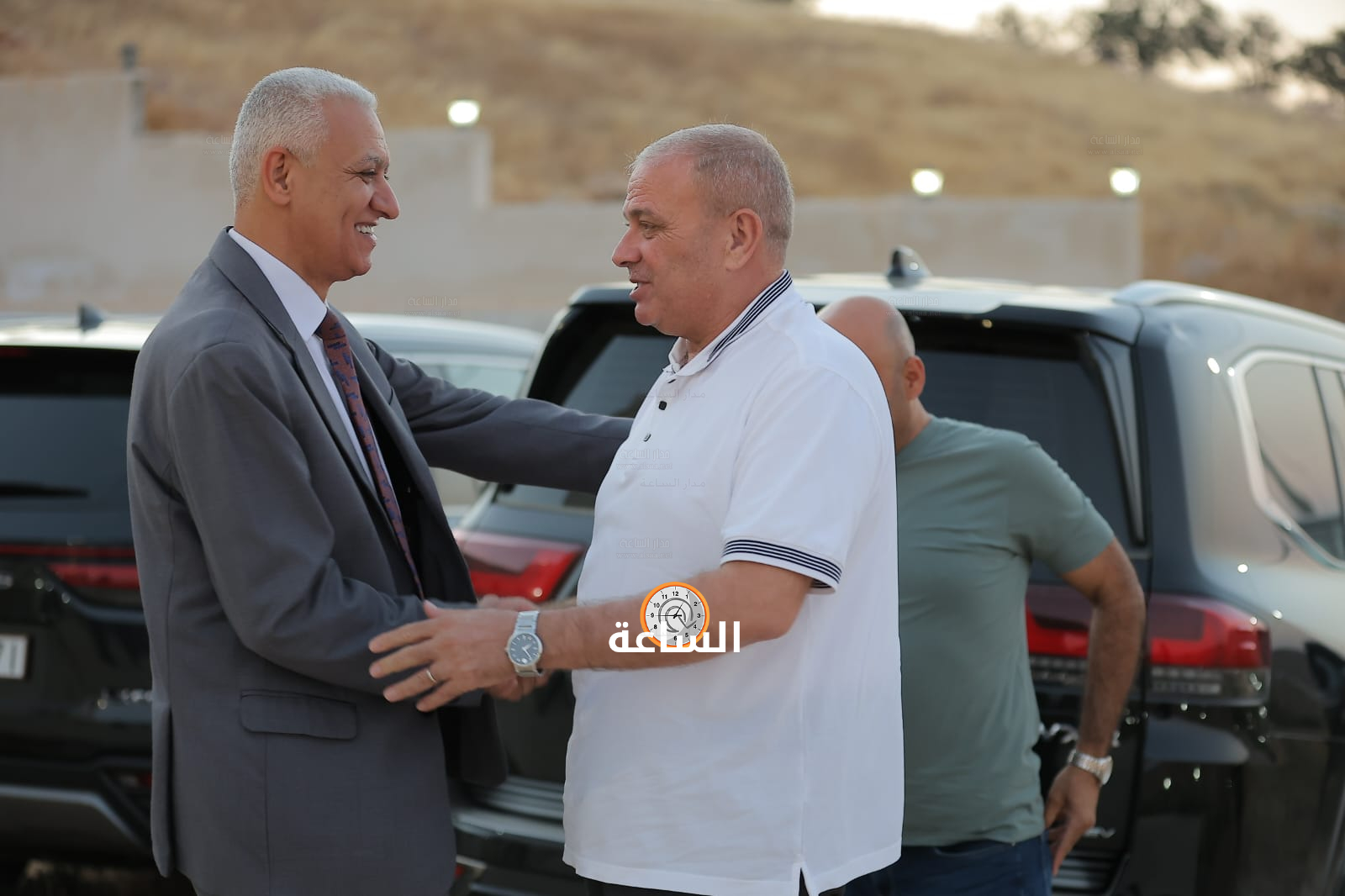 Madar Al-Saa Images 0.6386916130857182