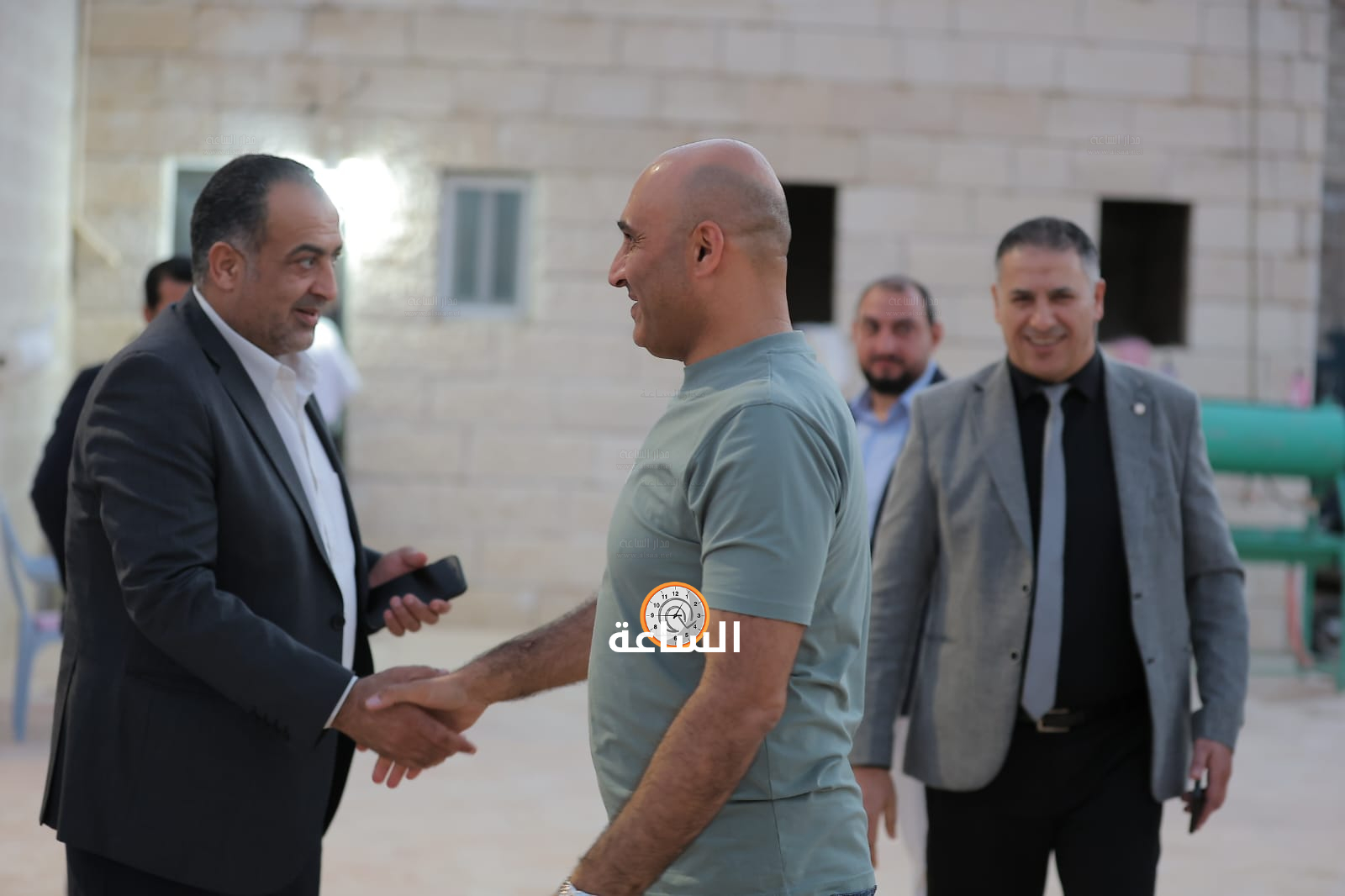Madar Al-Saa Images 0.16169633384864068