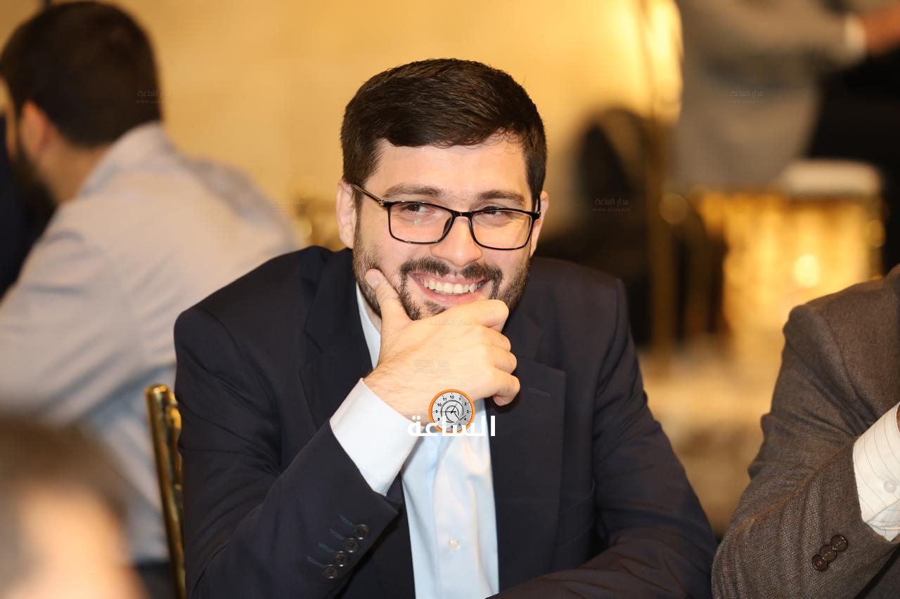 Madar Al-Saa Images 0.4252536760136775